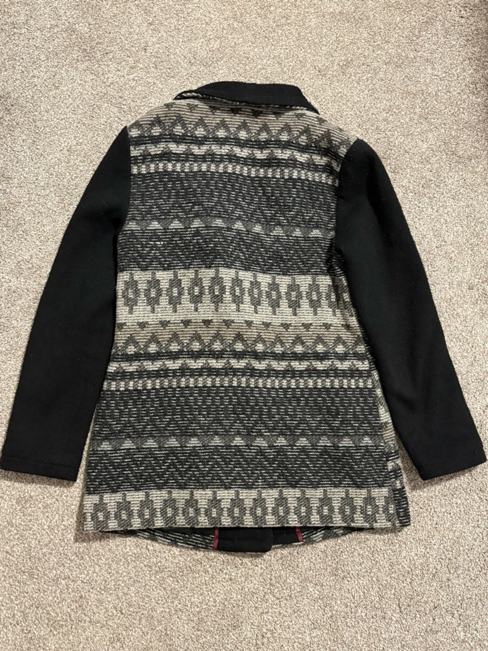 Patterned Black/Grey Jacket - Picture 5 of 5
